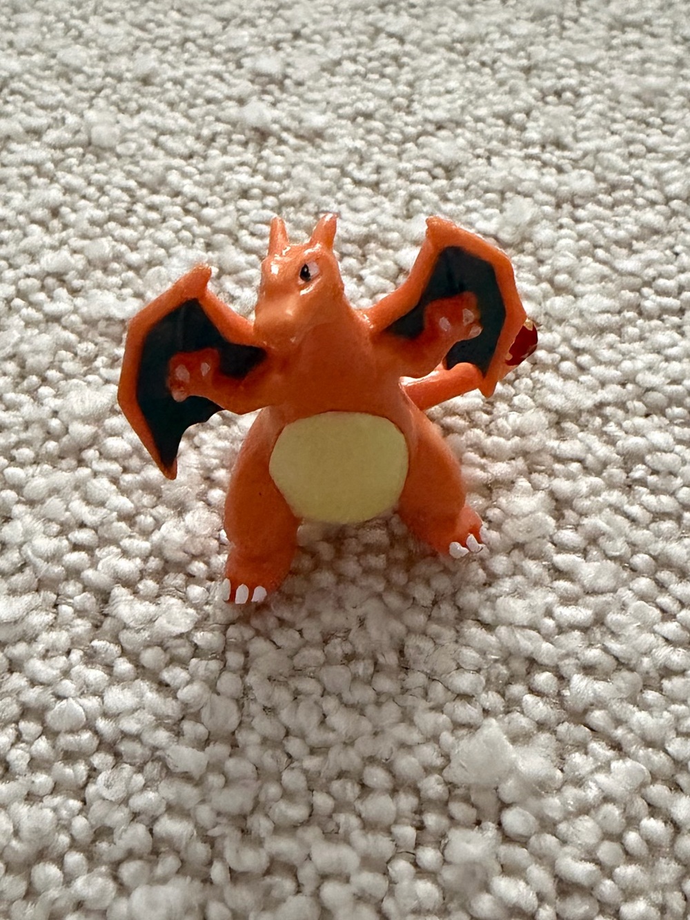 Pokemon Charizard Mini Figurine